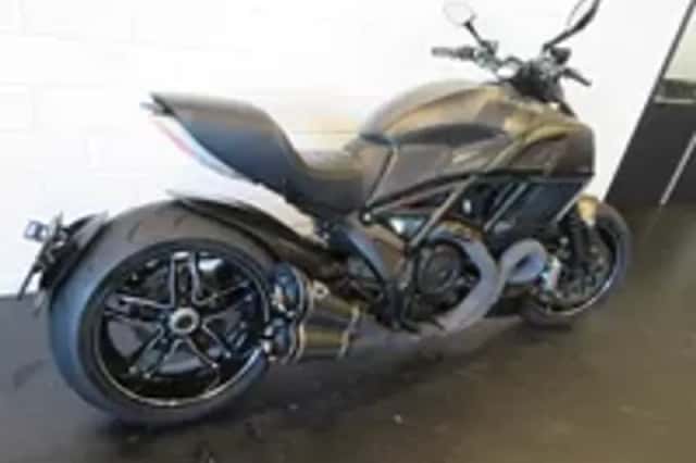 Ducati Diavel CARBON FULL! TERMIONI (2017) thumbnail 3