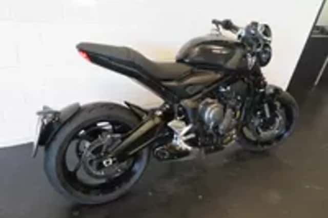 Triumph Trident 660 ABS (2025) thumbnail 3