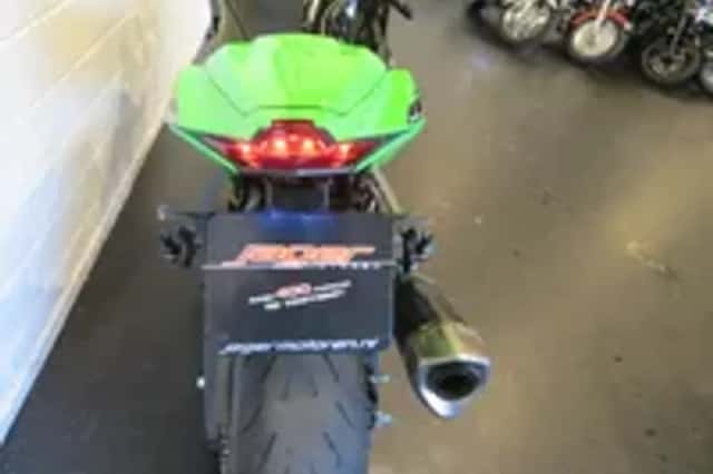 Kawasaki ZX-10 ZX10 ZX10R AKRA (2016) thumbnail 4