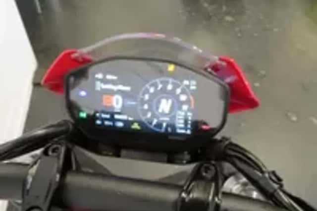 Ducati Monster 937 + 950 (2021) thumbnail 6