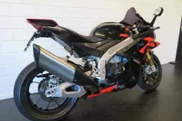 Aprilia RSV4 FACTORY APRC TOPPER! (2021) thumbnail 3