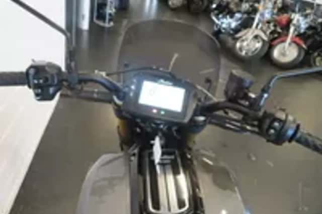 Indian FTR 1200 S SUPER STRAK! (2020) thumbnail 5