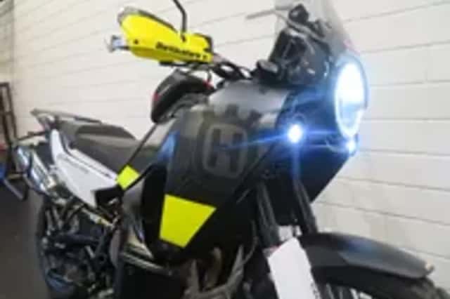 Husqvarna Norden 901 SUPERSTRAK (2022) thumbnail 4
