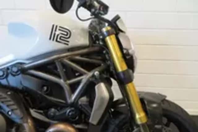 Ducati Monster 1200 S (2014) thumbnail 4