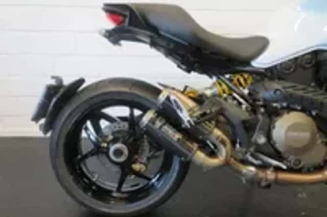 Ducati Monster 1200 S (2014) thumbnail 6