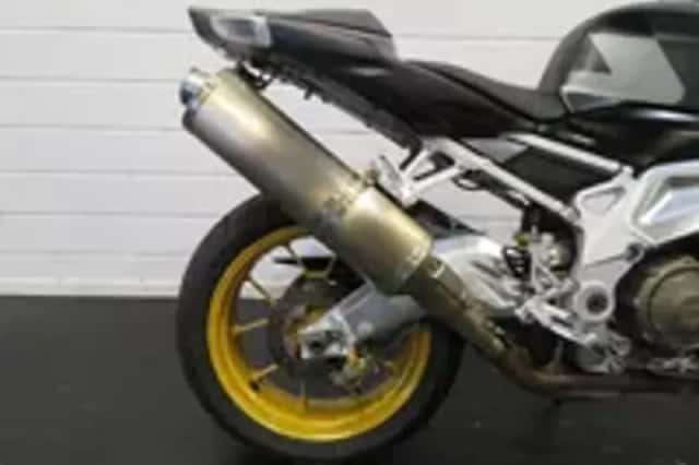 Aprilia Tuono 1000 R STOERE BIKE~! (2006) thumbnail 6