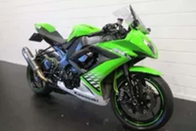 Kawasaki ZX-10 ZX10R NINJA SC PROJECT (2011) thumbnail 2