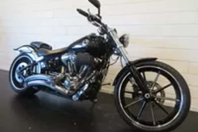 Harley-Davidson Breakout FXSB SPECIAL 260 5 HD TOP! (2015) thumbnail 2