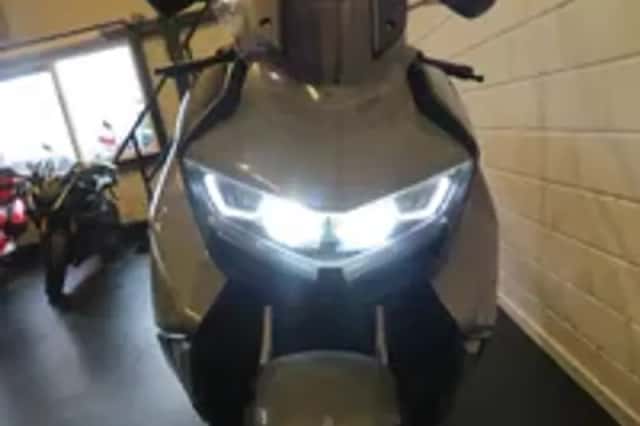BMW C 400 GT NARDO GREY SUPER MOOI! (2019) thumbnail 4