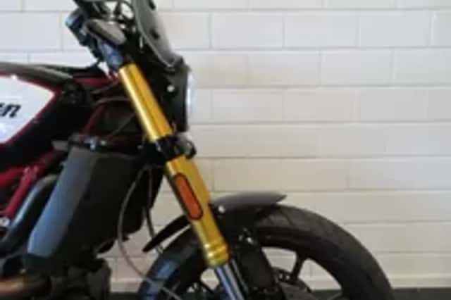 Indian FTR 1200 S RACE AKRA (2019) thumbnail 5