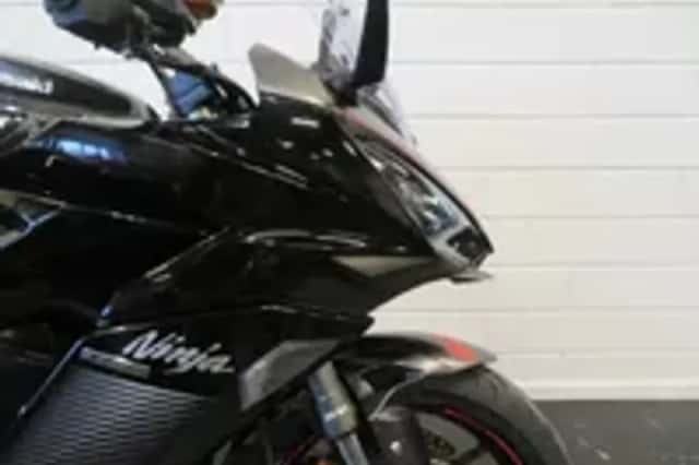 Kawasaki Ninja 1000SX TOURER BLACK SUPER! (2022) thumbnail 4