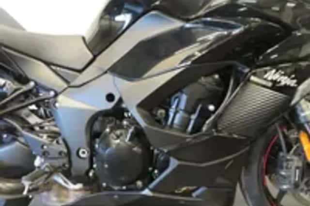 Kawasaki Ninja 1000SX TOURER BLACK SUPER! (2022) thumbnail 5