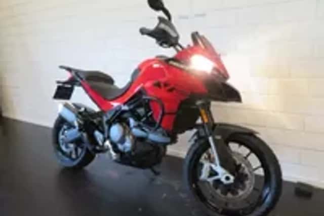 Ducati Multistrada V2 (2024) thumbnail 2
