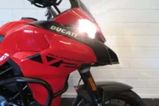 Ducati Multistrada V2 (2024) thumbnail 6