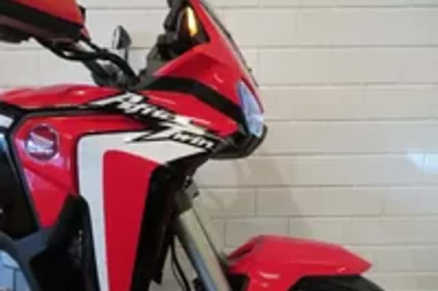 Honda CRF 1100 AFRICA TWIN DCT! (2020) thumbnail 6