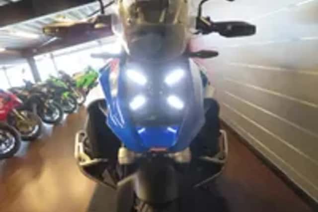 BMW R 1300 GS TROPHY (2024) thumbnail 4