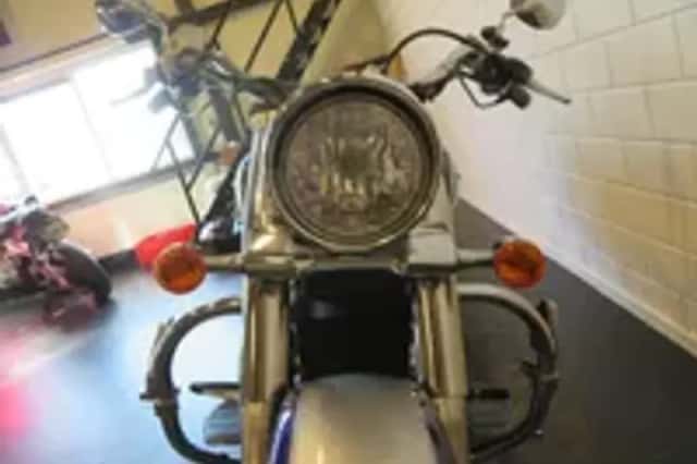 Suzuki Intruder (2008) thumbnail 4