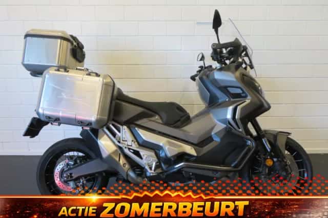 Honda X-ADV 750 ABS DCT (2020) thumbnail 1