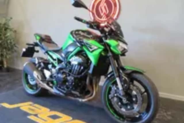 Kawasaki Z900 Z 900 (2022) thumbnail 2