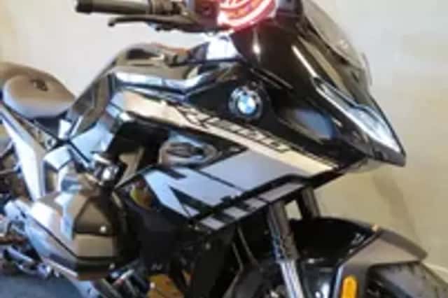 BMW R 1300 RS TRIPLE BLACK 1E EIG! HIST (2025) thumbnail 5