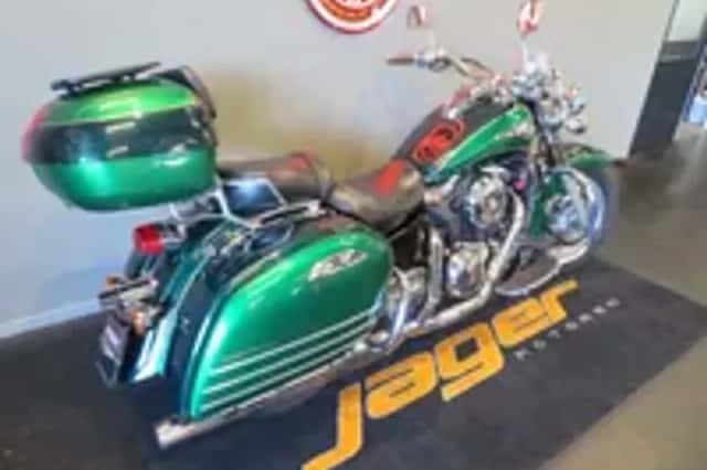 Kawasaki VN1500 CLASSIC TOURER PERFECT! (1998) thumbnail 3