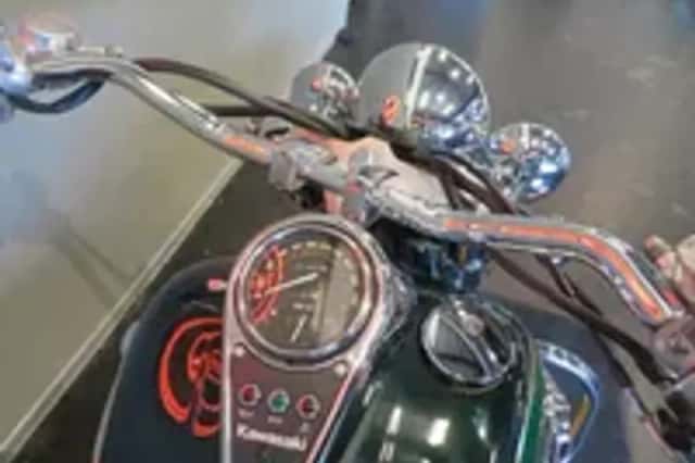 Kawasaki VN1500 CLASSIC TOURER PERFECT! (1998) thumbnail 5