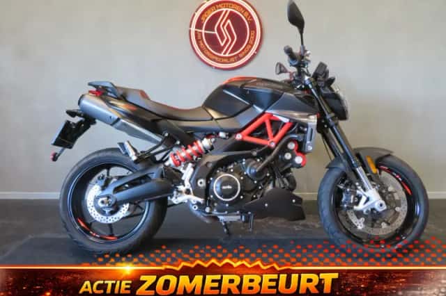 Aprilia Shiver 900 (2022) thumbnail 1