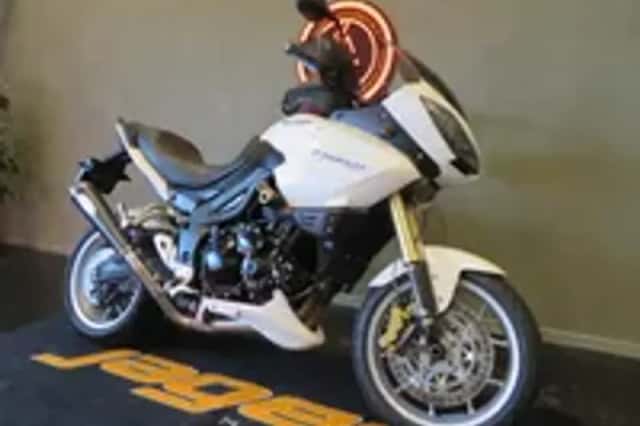 Triumph Tiger 1050 ALL-ROAD LEUKE EXTRA'S (2010) thumbnail 2