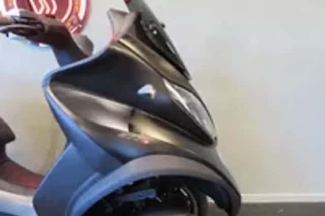 Piaggio MP3 500 LT SPORT ABS LEO-VINCE! (2017) thumbnail 6