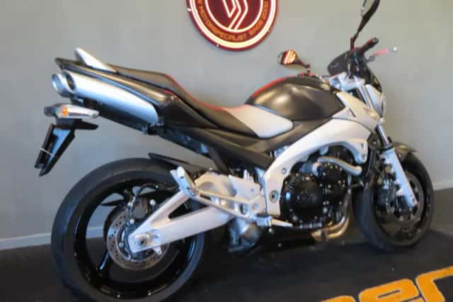 Suzuki GSR600A GSR 600 NAKED (2007) thumbnail 3