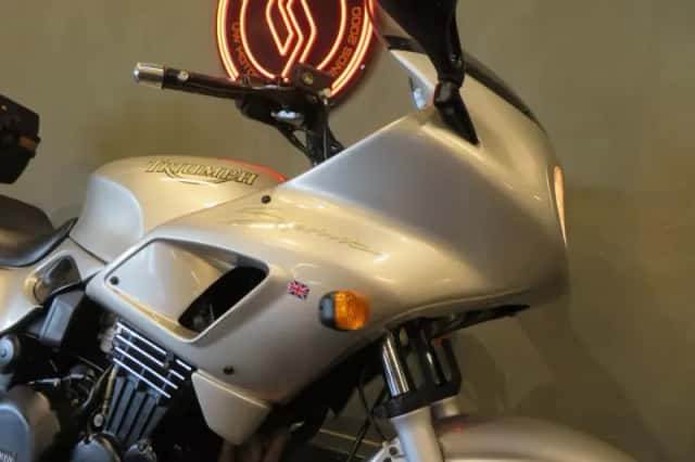Triumph SPRINT 955 ST EXCLUSIVE (1998) thumbnail 5