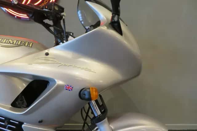 Triumph SPRINT 955 ST EXCLUSIVE (1998) thumbnail 6