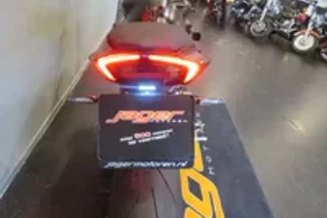 Ducati Streetfighter V4 S BLACK! 1STE EIG. (2021) thumbnail 4