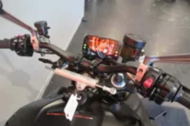 Ducati Streetfighter V4 S BLACK! 1STE EIG. (2021) thumbnail 5