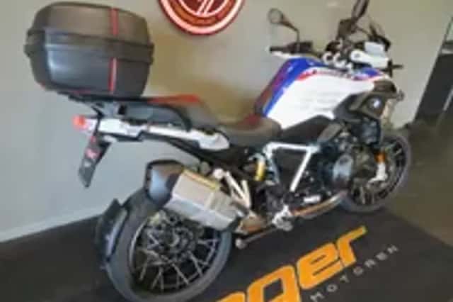 BMW R 1250 GS HP VERLAAGD! FULL OPTIONS (2019) thumbnail 3