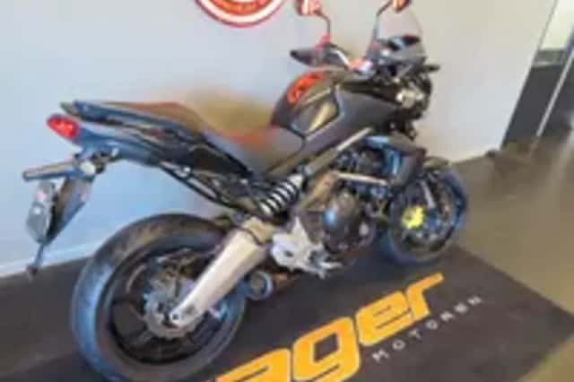 Kawasaki Versys 650 BLACK EDITION! (2010) thumbnail 3