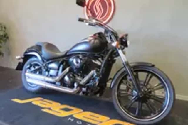 Kawasaki VN 900 VN 900 CUSTOM VANCE&HINES (2010) thumbnail 2