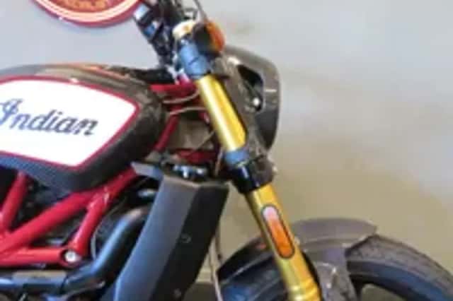 Indian FTR 1200 S CARBON AKRAPOVIC FULL OP (2020) thumbnail 6