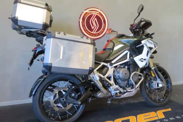 Triumph Tiger 1200 Rally Pro (2022) thumbnail 3
