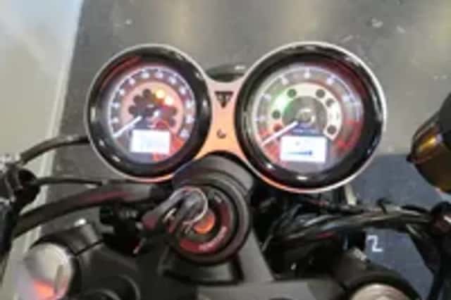 Triumph Speed Twin 1200 IRONHEAD FRAAI! (2020) thumbnail 6