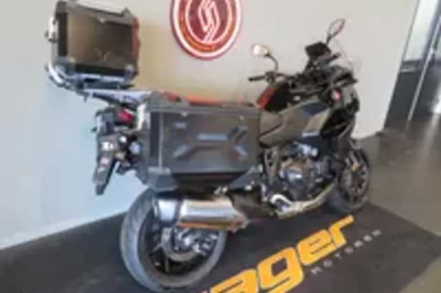 Honda NT 1100 DCT ZEER FRAAI! KOFFERS (2022) thumbnail 3