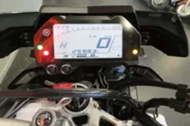 Yamaha MT 10 MT10 MT-10 ABS TCS (2021) thumbnail 6