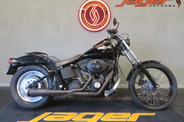 Harley-Davidson Night Train (2000) thumbnail 1