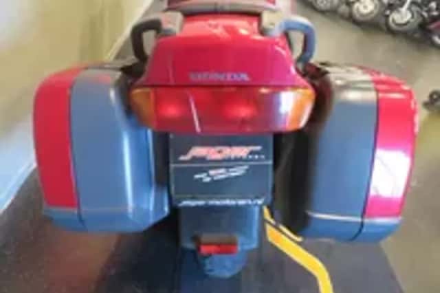 Honda ST 1100 PAN European (1996) thumbnail 5