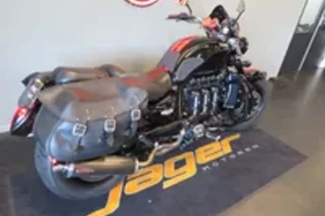 Triumph Rocket III ROADSTER SUPERFRAAI! (2014) thumbnail 3