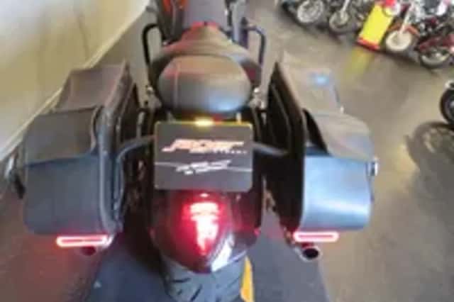 Triumph Rocket III ROADSTER SUPERFRAAI! (2014) thumbnail 4