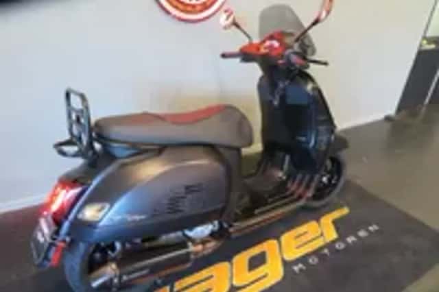 Vespa GTS PIAGGIO 300 AKRA (2020) thumbnail 3