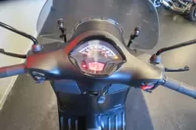 Vespa GTS PIAGGIO 300 AKRA (2020) thumbnail 5