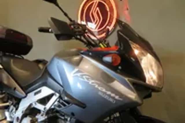 Suzuki V-Strom DL 1000 KOFFERS (2002) thumbnail 5