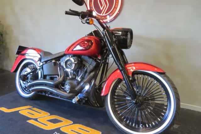 Harley-Davidson Night Train (2002) thumbnail 2